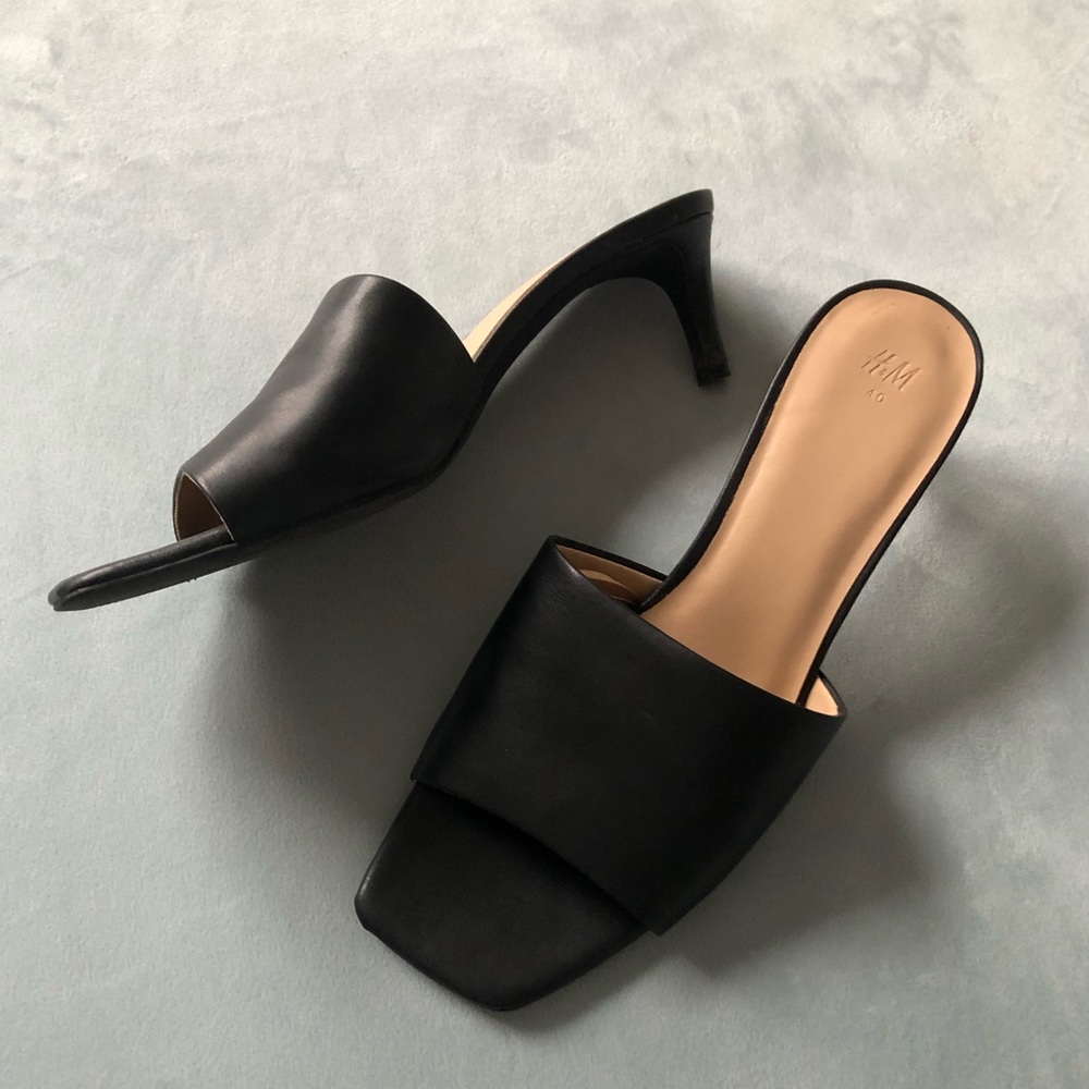 HM kitten heels